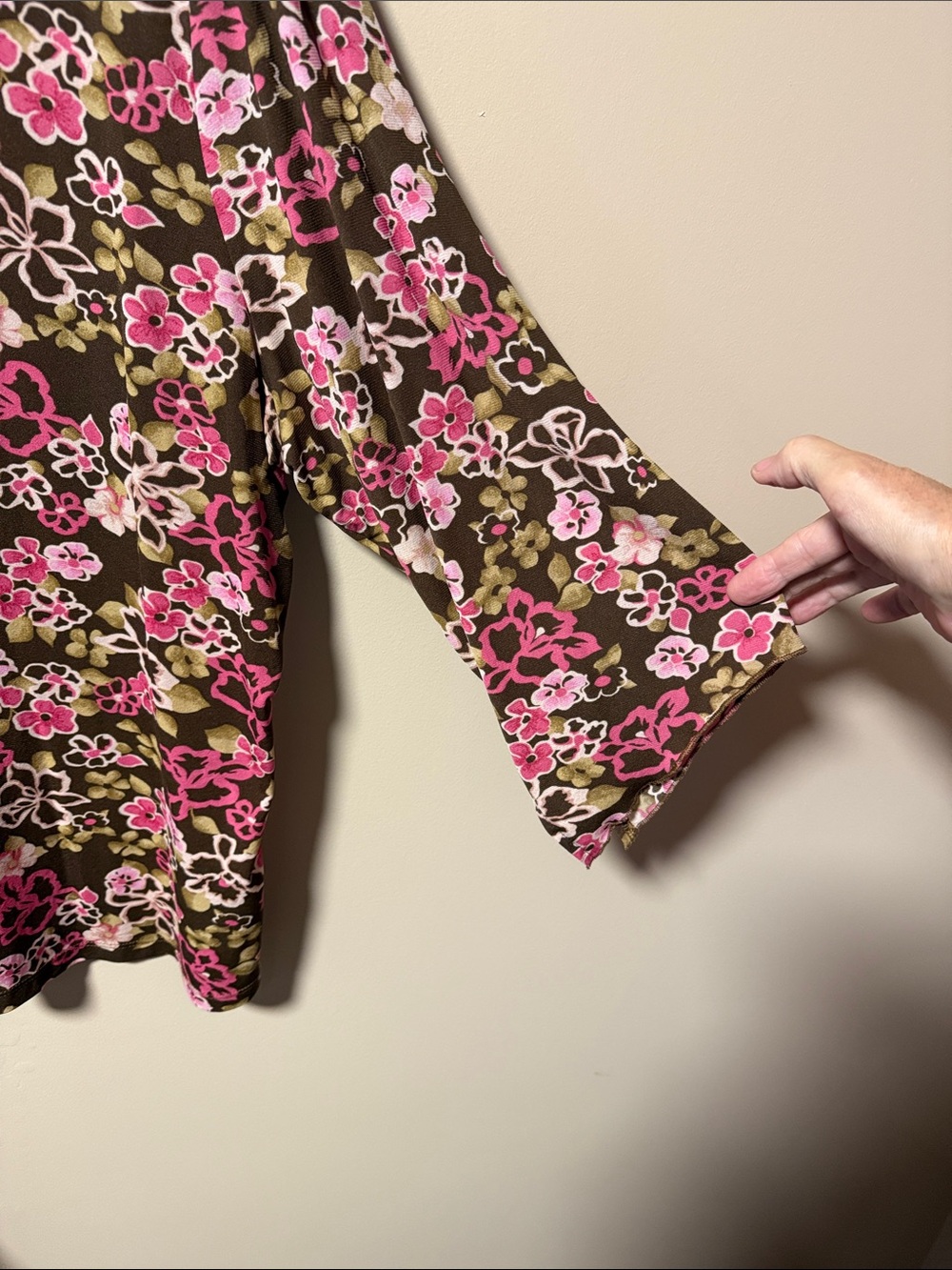Lane Bryant Brown & Pink Floral Long-Sleeve Tie-Front Top - Picture 4 of 10